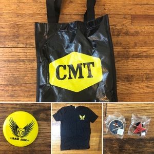 ✨🎁✨ Hot Country Swag Bag * Ram Tee * Spotify pins